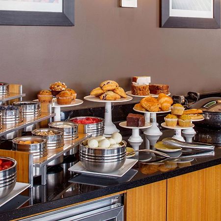 Doubletree Suites By Hilton Minneapolis Downtown Εξωτερικό φωτογραφία