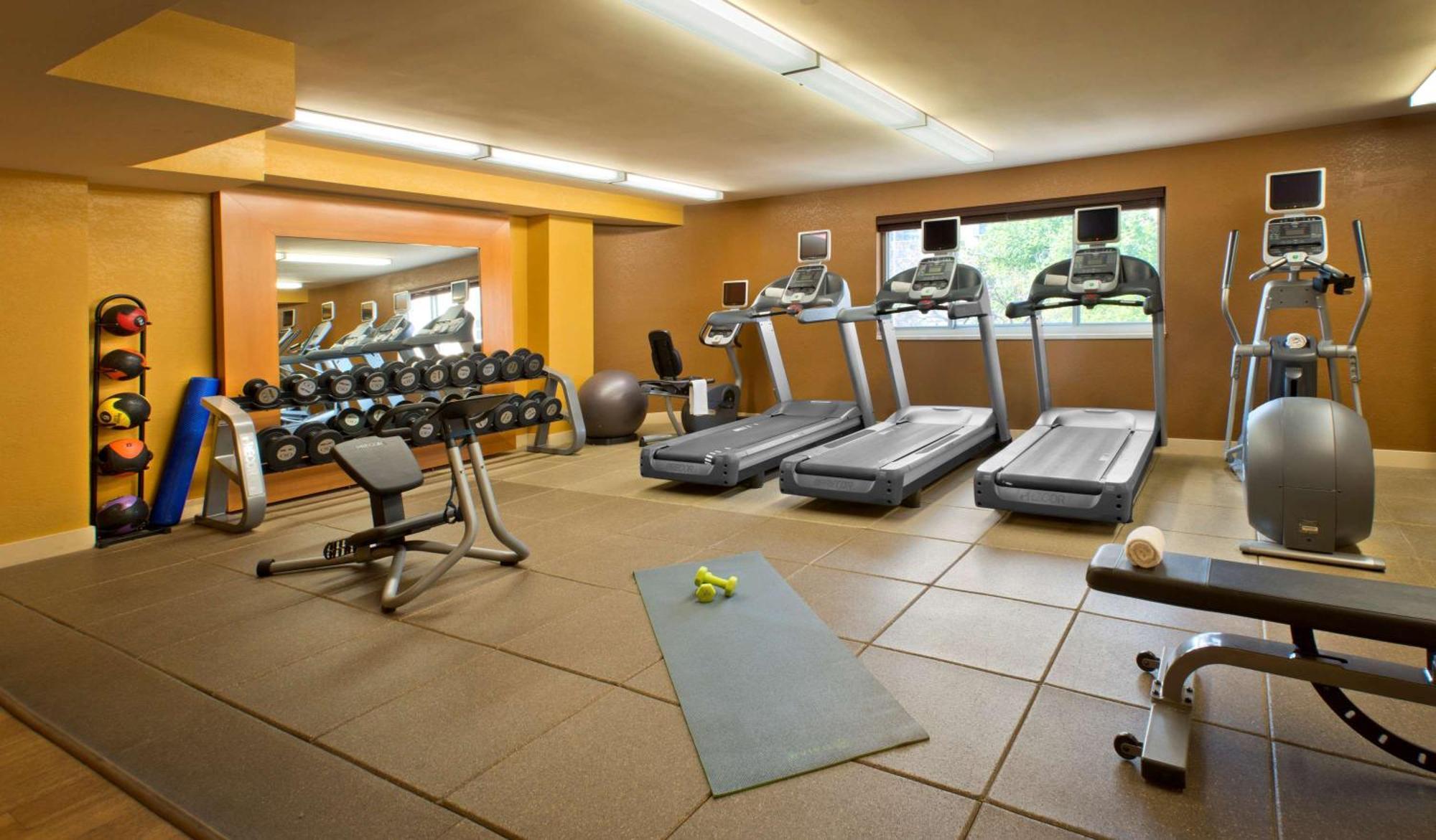 Doubletree Suites By Hilton Minneapolis Downtown Εξωτερικό φωτογραφία