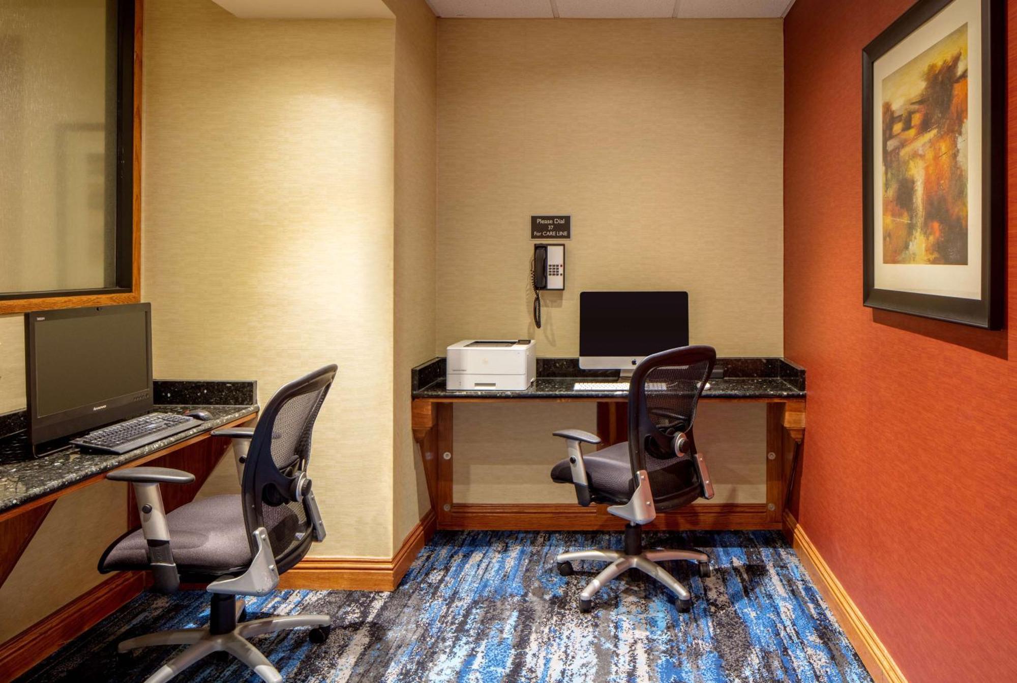 Doubletree Suites By Hilton Minneapolis Downtown Εξωτερικό φωτογραφία
