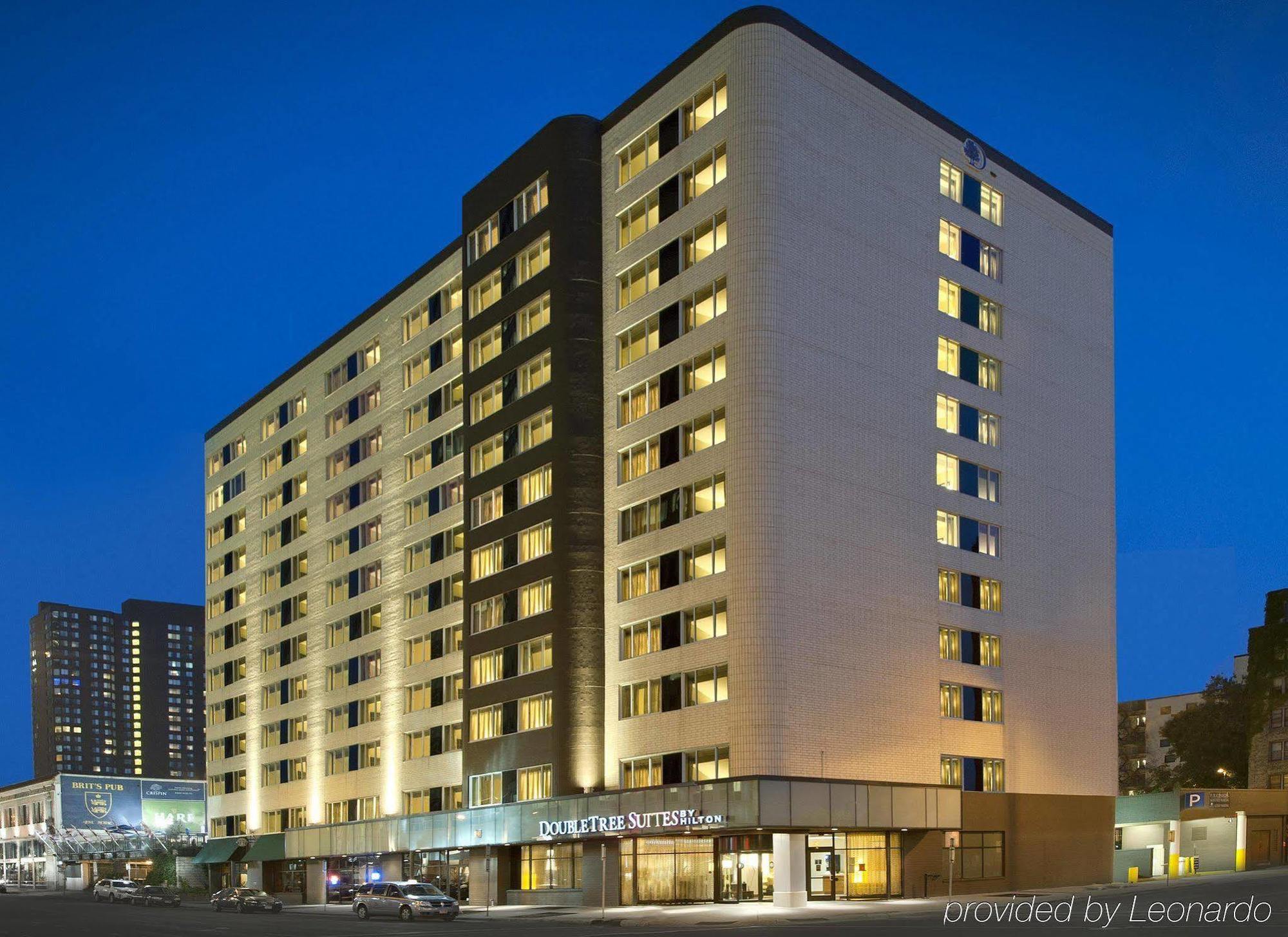 Doubletree Suites By Hilton Minneapolis Downtown Εξωτερικό φωτογραφία