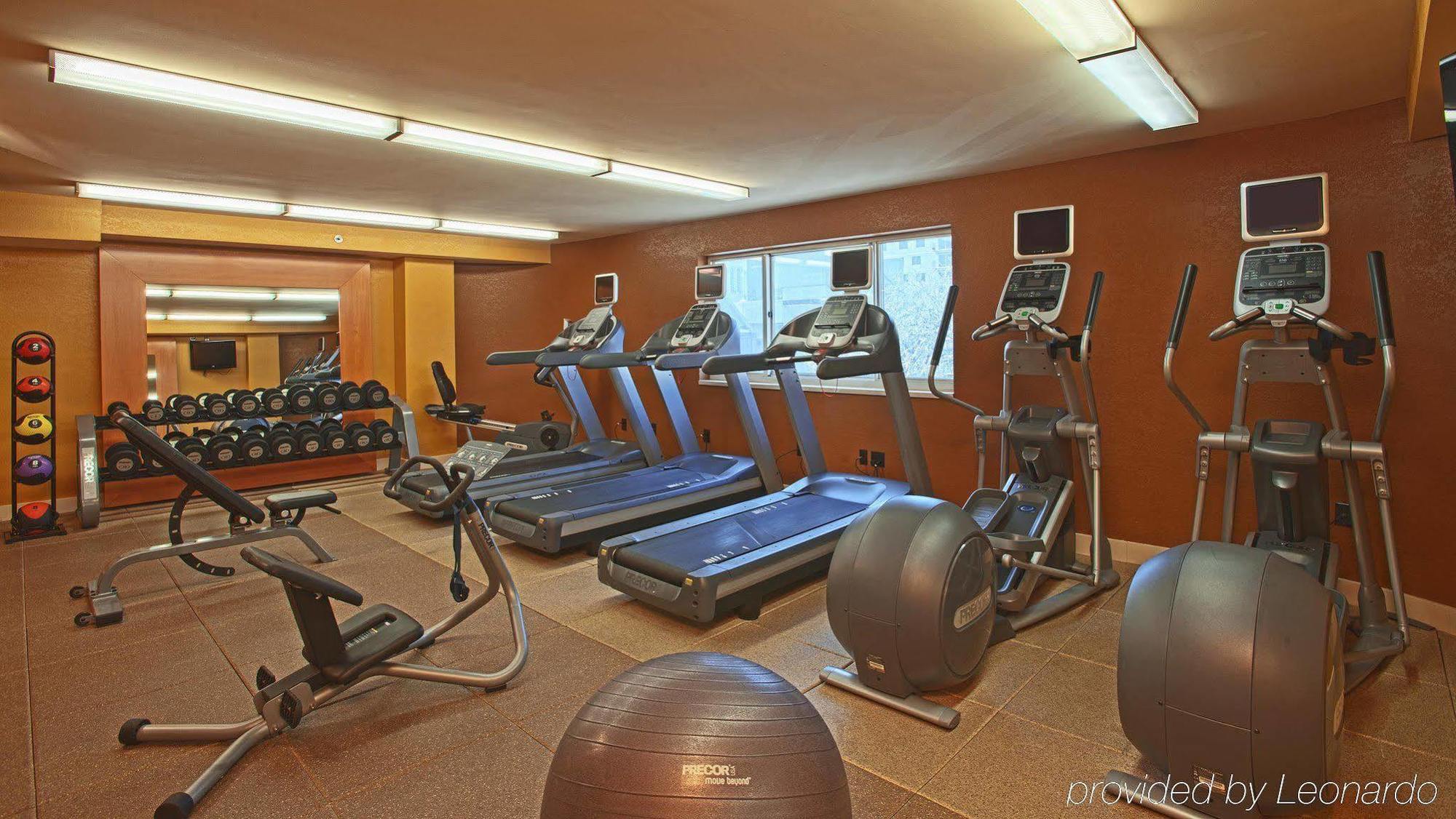 Doubletree Suites By Hilton Minneapolis Downtown Ανέσεις φωτογραφία